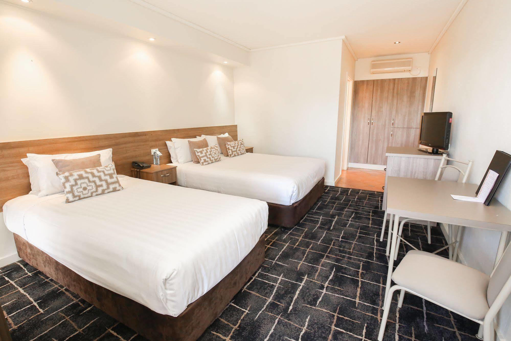 Commodore Mildura Motel Esterno foto